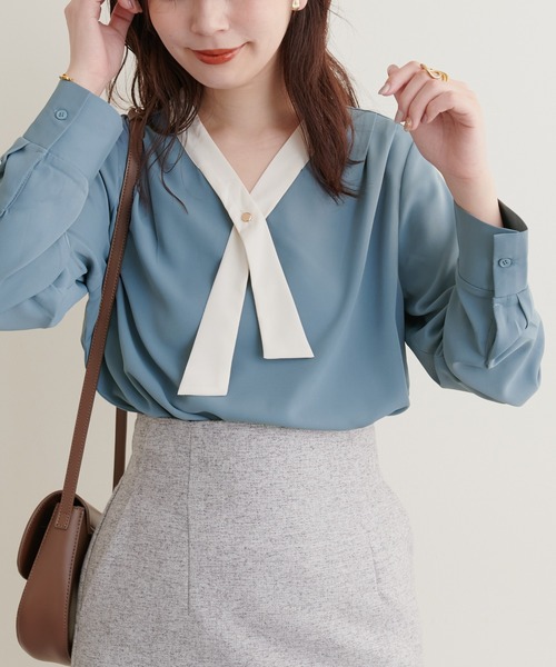 natural couture（ナチュラルクチュール）の「osonoパールリバー釦クロスボータイブラウス（シャツ/ブラウス・レディース・パープル/ピンク/オフホワイト/その他1/その他2/ブルー・FREE）」の4枚目の写真