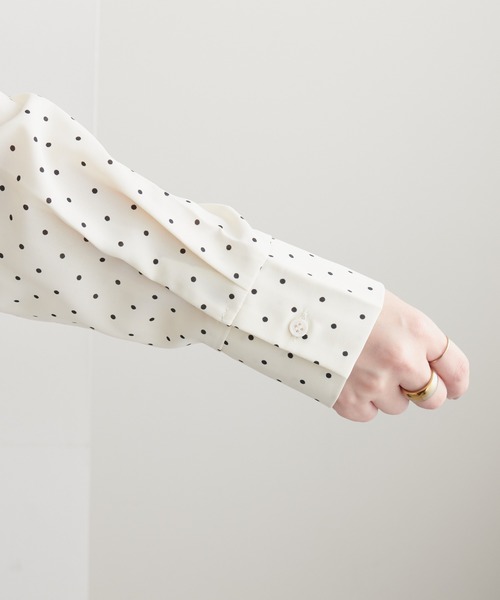 natural couture（ナチュラルクチュール）の「osonoパールリバー釦クロスボータイブラウス（シャツ/ブラウス・レディース・パープル/ピンク/オフホワイト/その他1/その他2/ブルー・FREE）」の12枚目の写真