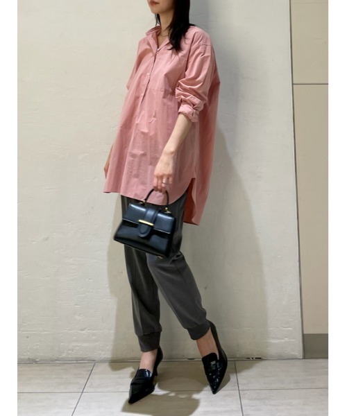 Mila Owen（ミラオーウェン）の「隠し釦ダウンオーバーシャツ（シャツ/ブラウス・レディース・ホワイト/ピンク/ストライプ/グレイッシュベージュ・FREE）」の15枚目の写真