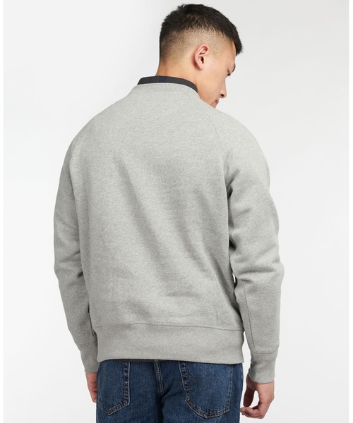 Barbour（バブアー）の「ラグランスリーブアーチロゴスウェット