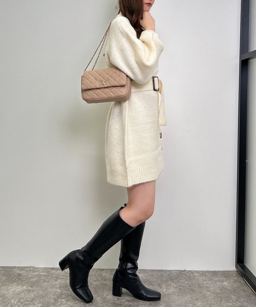 INGNI（イング）の「ふわふわモックネックニットワンピース（ワンピース・レディース・ピンク/アイボリー/グレー/パープル・M）」の6枚目の写真