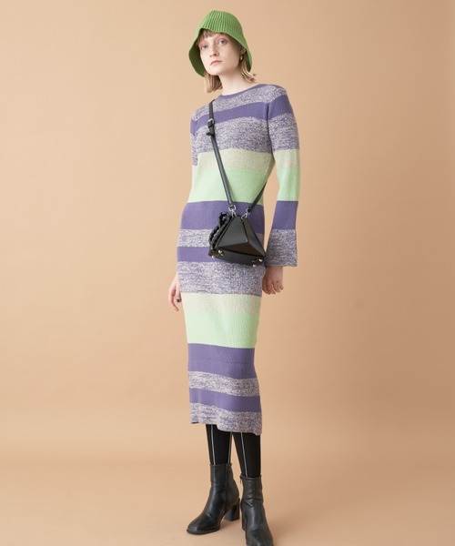 Solace（ソレイス）の「フレアスリーブボーダータイトニットワンピース（ワンピース・レディース・パープル/ブルー/ブラック・FREE）」の8枚目の写真