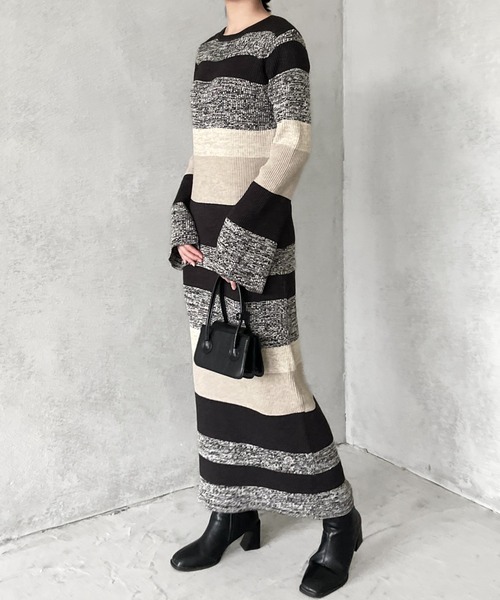 Solace（ソレイス）の「フレアスリーブボーダータイトニットワンピース（ワンピース・レディース・パープル/ブルー/ブラック・FREE）」の21枚目の写真