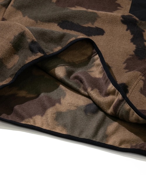 POLeR(ポーラー)の「POLeR/ポーラー CAMO FLEECE CREW(スウェット・メンズ・カモフラージュ・MEDIUM/LARGE)」の6枚目の写真