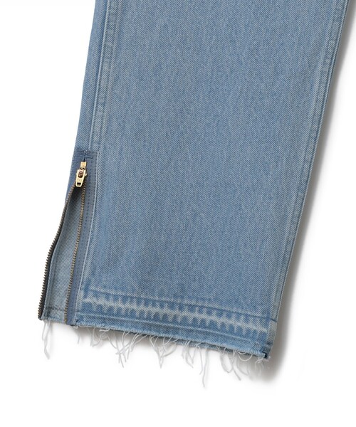 BEAMS LIGHTS(ビームスライツ)の「BEAMS LIGHTS / ハードウォッシュ ジップ デニムパンツ(デニムパンツ・メンズ・オフホワイト/サックスブルー・MEDIUM/LARGE/SMALL)」の8枚目の写真