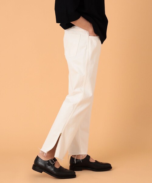 BEAMS LIGHTS(ビームスライツ)の「BEAMS LIGHTS / ハードウォッシュ ジップ デニムパンツ(デニムパンツ・メンズ・オフホワイト/サックスブルー・MEDIUM/LARGE/SMALL)」の19枚目の写真