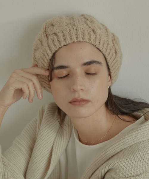 ACYM(アシーム)の「Cable knit ベレー(ハンチング/ベレー帽・レディース・ブラック/ベージュ・FREE)」の12枚目の写真