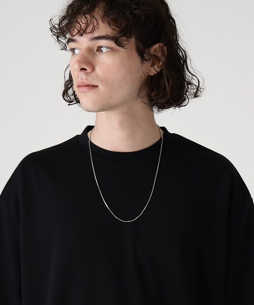 tk.TAKEO KIKUCHI（ティーケータケオキクチ）の「◆Vチェーンネックレス付き半袖カットソー（Tシャツ/カットソー・メンズ・ブラック/オフホワイト・02/03）」の7枚目の写真