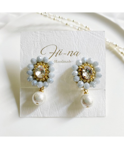 Hi-na】ビジューとカラーガラスビーズの刺繍アクセサリー