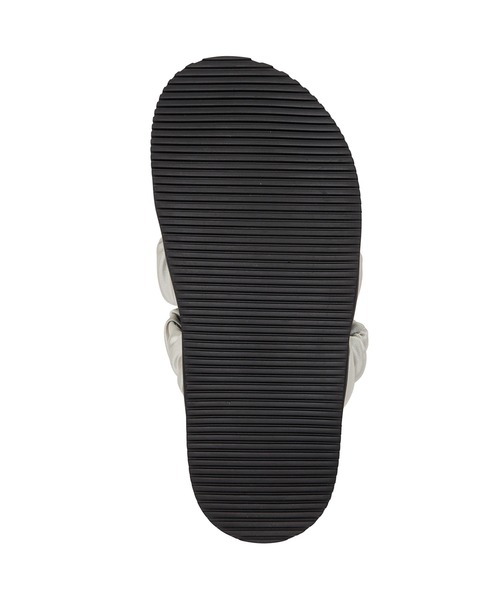 ADAM ET ROPE'(アダムエロペ)の「シャーリングフラットサンダル(サンダル・レディース・ブラック/ホワイト系その他2・24.5cm/23.0cm/24.0cm/23.5cm)」の12枚目の写真