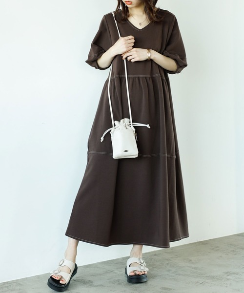 GeeRA（ジーラ）の「スマホポケット巾着ショルダー（ショルダーバッグ・レディース・グリーン/ブラック/シルバー/アイボリー・FREE）」の10枚目の写真