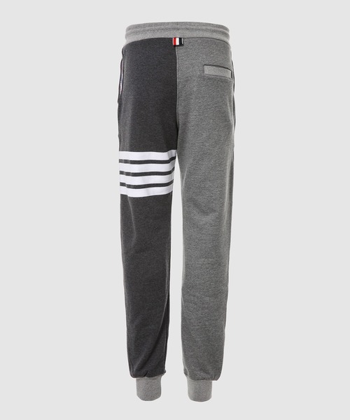 THOM BROWNE(トムブラウン)の「SWEATPANTS IN CLASSIC LOOP BACK W/ ENGINEERED 4 BAR(スウェットパンツ・メンズ・グレー・0/1/2)」の2枚目の写真