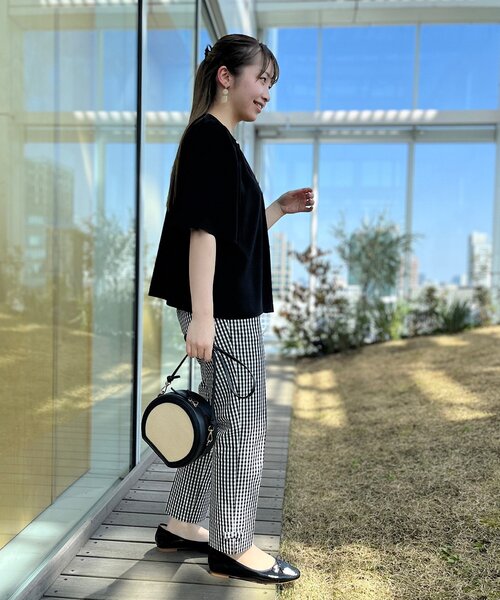 couture brooch(クチュールブローチ)の「◆【前後2WAY】ギャザーフレアー袖ブラウス(シャツ/ブラウス・レディース・ブラック/アイボリー/ホワイト系3・40/38/42)」の17枚目の写真