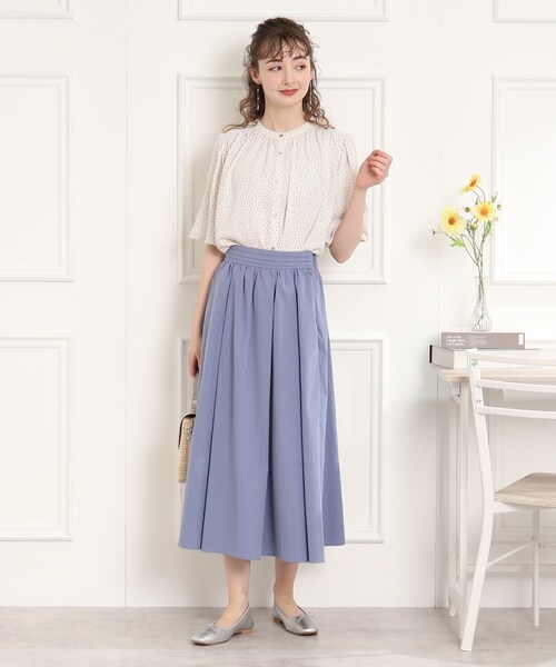 couture brooch(クチュールブローチ)の「◆【前後2WAY】ギャザーフレアー袖ブラウス(シャツ/ブラウス・レディース・ブラック/アイボリー/ホワイト系3・40/38/42)」の13枚目の写真