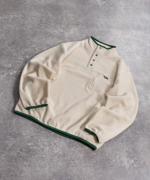 FCMM（エフシーエムエム）の「【日本限定アイテム】FLEECE PULLOVER/フリースプルオーバー（スウェット・メンズ・ベージュ/アイボリー/ライトブルー・LARGE/MEDIUM）」の6枚目の写真