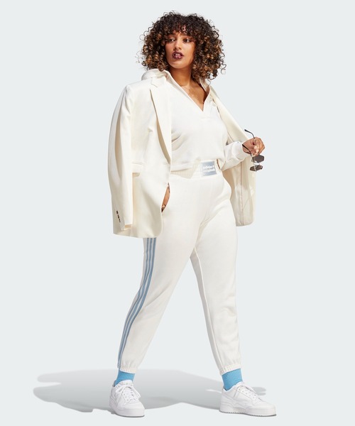 adidas（アディダス）の「Vネック ショートパーカー / アディダス