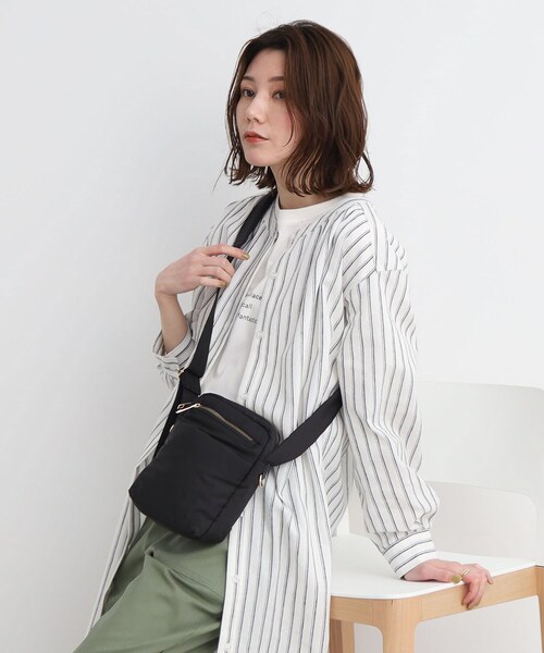 SHOO・LA・RUE（シューラルー）の「◆パフィーミニショルダー（ショルダーバッグ・レディース・イエロー/ライトグレー/ライトブルー/ブラック・00）」の18枚目の写真