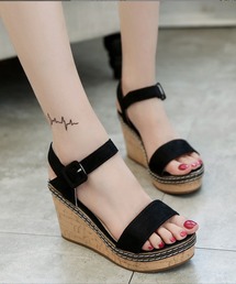 レディースのサンダル（ブラック/黒色系・ウエッジ