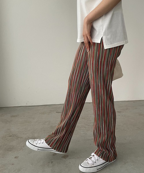 210nouve（トゥージュヌーブ）の「ランダムストライプ柄プリーツパンツ（その他パンツ・レディース・グリーン/パープル/オレンジ・FREE）」の4枚目の写真