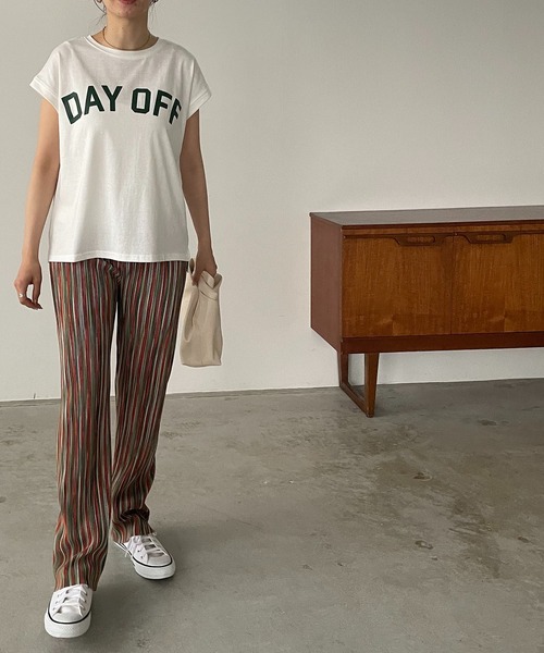 210nouve（トゥージュヌーブ）の「ランダムストライプ柄プリーツパンツ（その他パンツ・レディース・グリーン/パープル/オレンジ・FREE）」の11枚目の写真