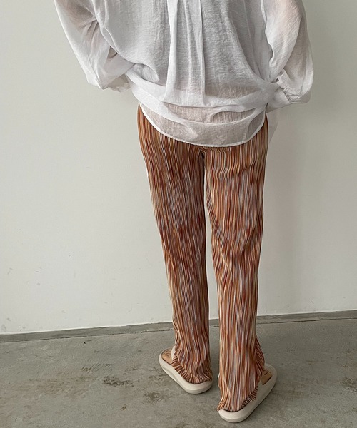 210nouve（トゥージュヌーブ）の「ランダムストライプ柄プリーツパンツ（その他パンツ・レディース・グリーン/パープル/オレンジ・FREE）」の21枚目の写真