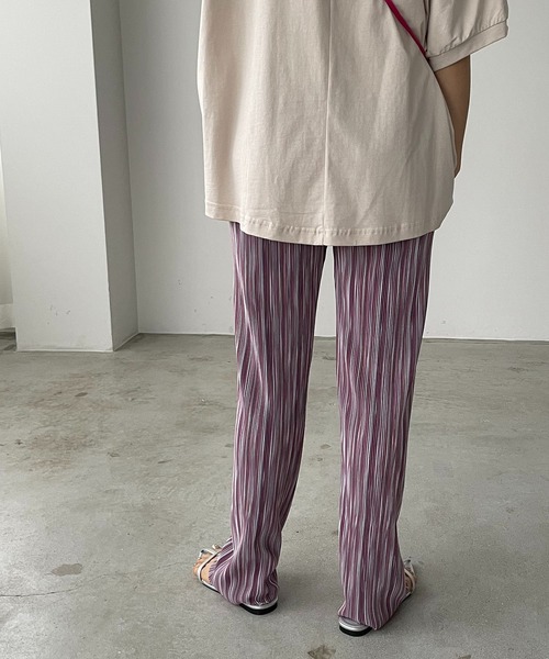 210nouve（トゥージュヌーブ）の「ランダムストライプ柄プリーツパンツ（その他パンツ・レディース・グリーン/パープル/オレンジ・FREE）」の10枚目の写真