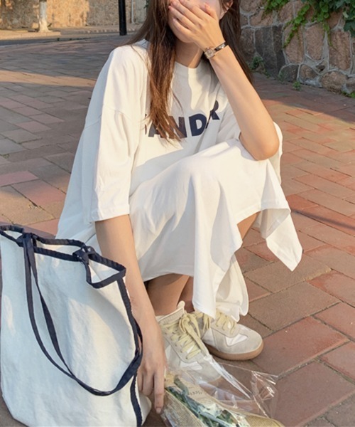 PRIVATE  BEACH（プライベートビーチ）の「ロゴプリントTシャツロングワンピース（ワンピース・レディース・ブラック/グレー/ホワイト・M/L）」の8枚目の写真