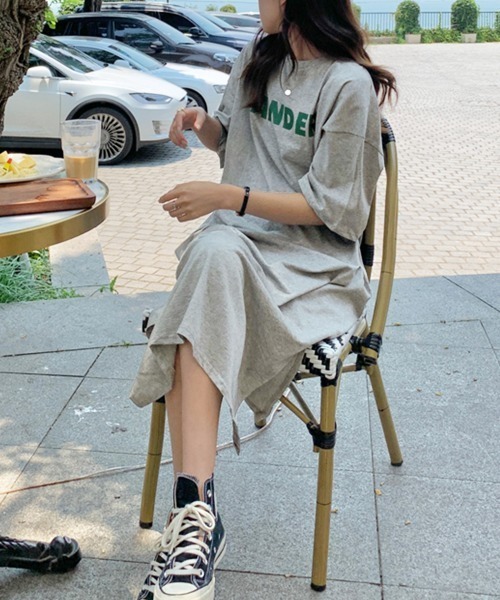 PRIVATE  BEACH（プライベートビーチ）の「ロゴプリントTシャツロングワンピース（ワンピース・レディース・ブラック/グレー/ホワイト・M/L）」の18枚目の写真