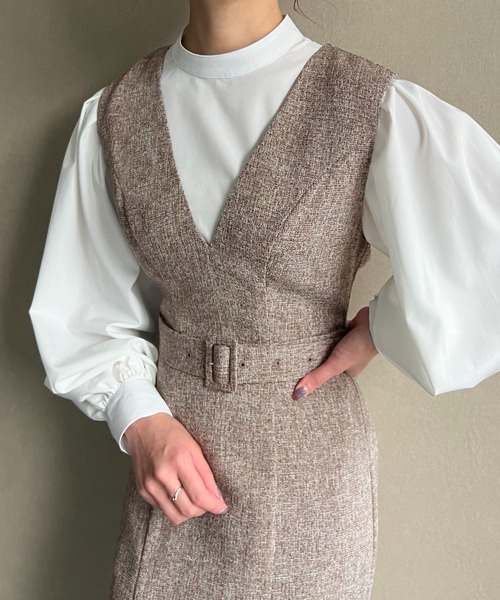 JUNOAH(ジュノア)の「ベルト付きツイードジャンパースカート(ジャンパースカート・レディース・オフホワイト/ブラック/ライトブラウン・MEDIUM/X-LARGE/LARGE)」の3枚目の写真