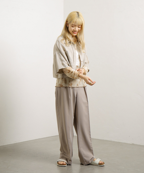 JOINT WORKS（ジョイントワークス）の「【COMMRE/コムル】ハイウエスト2タックワイドパンツ（スラックス・レディース・ベージュ・FREE）」の3枚目の写真