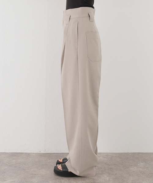JOINT WORKS（ジョイントワークス）の「【COMMRE/コムル】ハイウエスト2タックワイドパンツ（スラックス・レディース・ベージュ・FREE）」の9枚目の写真