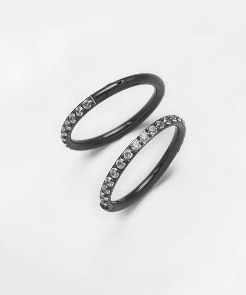 blackdia ocean(ブラックダイヤオーシャン)の「blackdia ocean カラージルコニアフープボディピアス(ピアス(両耳用)・レディース・ピンク/シルバー系/シルバー系その他/ゴールド/ゴールド系その他/ブラック系その他/シルバー/ゴールド系/ブラック/ピンク系その他・#6/#8/#10/#12)」の2枚目の写真
