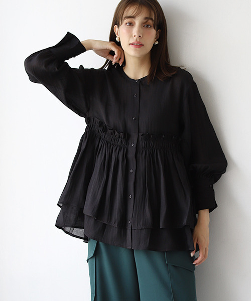 REAL CUBE（リアルキューブ）の「ティアード切替えブラウス（シャツ/ブラウス・レディース・ブラック/ピンク/ブラウン・M）」の2枚目の写真