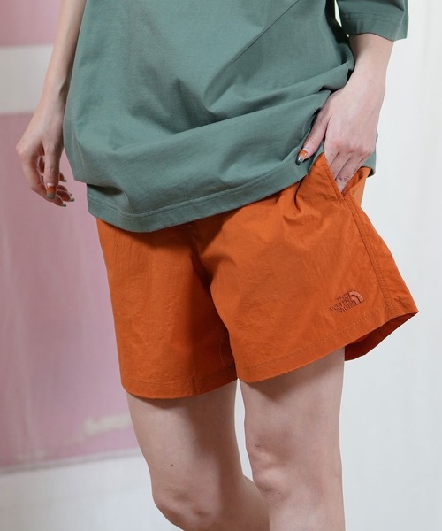 THE NORTH FACE（ザノースフェイス）の「THE NORTH FACE/ザ・ノース・フェイス ショーツ NY   NBW42335（その他パンツ・レディース・グリーン/ブラウン/ブラック/ダークグリーン/ブロンズ/ダークベージュ・L/M）」の6枚目の写真
