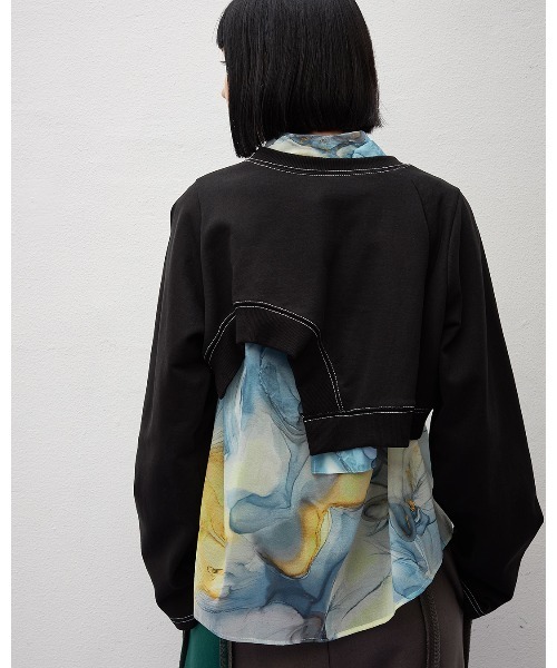 casane（カサネ）の「アシメヘムショートトップス（スウェット