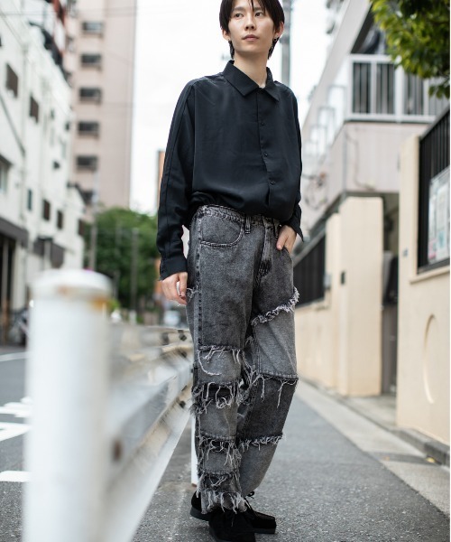 En serio TOKYO(エンソリオトーキョー)の「10ozデニム カットオフ ランダムスイッチ フリンジ パンツ(デニムパンツ・メンズ・スミクロ/ワンウォッシュ/ブラック系その他2/ブラック系その他/ケミカルウォッシュ・S/L/LL/M)」の11枚目の写真