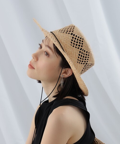 Ray BEAMS（レイビームス）の「Ray BEAMS / 透編み ラフィア ハット（ハット・レディース・ナチュラル/ブラック・ONE SIZE）」の4枚目の写真