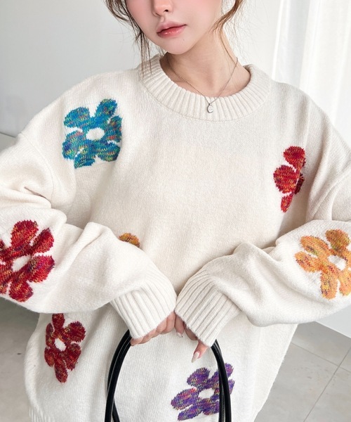 LOULOU select(ルルセレクト)の「【累計販売枚数1万枚突破!】 ミックスカラーフラワージャガードニットプルオーバー(ニット/セーター・レディース・チャコールグレー/グレー/アイボリー/ブラウン/ネイビー・M/L)」の12枚目の写真