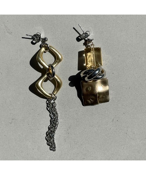 マットカットピアス