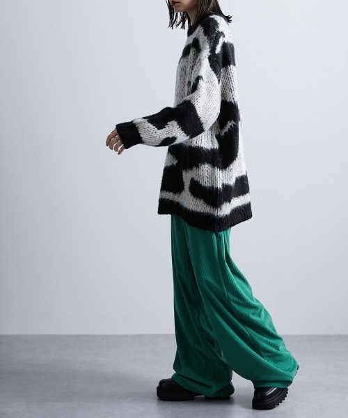 Soiunique（スワユニーク）の「配色ゼブラジャガード風ニットトップス ［Soiunique］（ニット/セーター・レディース・イエロー系/ベージュ系/ブラック系/ブラウン系・M）」の9枚目の写真