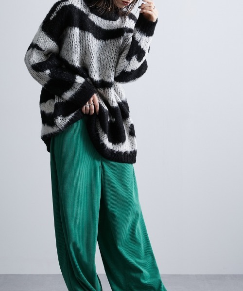 Soiunique（スワユニーク）の「配色ゼブラジャガード風ニットトップス ［Soiunique］（ニット/セーター・レディース・イエロー系/ベージュ系/ブラック系/ブラウン系・M）」の10枚目の写真