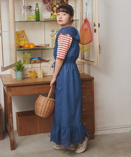 Dot＆Stripes CHILD WOMAN（ドットアンドストライプス　チャイルドウーマン）の「☆4.5ozライトデニム カットワークジャンプスーツ（つなぎ/オールインワン・レディース・ブルー・FREE）」の4枚目の写真
