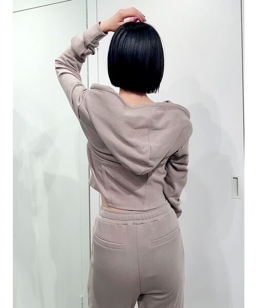 GYDA（ジェイダ）の「コルセットデザイン ZIP UP パーカー（パーカー・レディース・ブラック/ベージュ・FREE）」の19枚目の写真