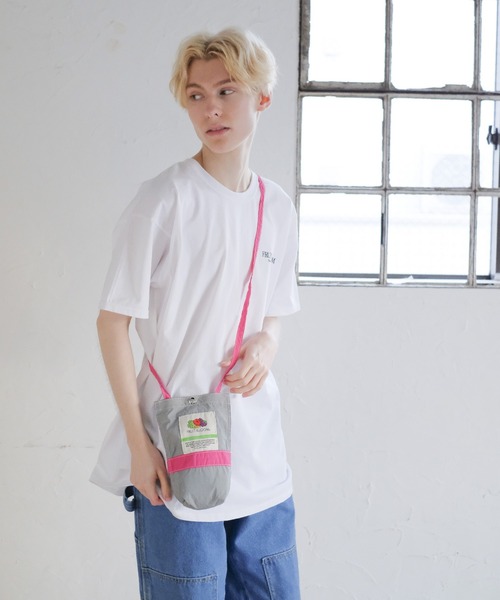 FRUIT OF THE LOOM（フルーツオブザルーム）の「NYLON TOTEBAG S / ナイロン / トートバッグ  / コンパクト / カジュアル / ショルダー（トートバッグ・メンズ・ブラック/グレー/ブルー/レッド/グリーン/アイボリー・FREE）」の3枚目の写真