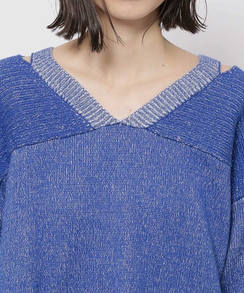 niko and...（ニコアンド）の「スリットVネックニット（ニット/セーター・レディース・グレー/ブルー/アイボリー/ピンク・FREE）」の17枚目の写真