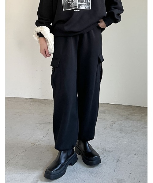 Re:EDIT（リエディ）の「[低身長サイズ有]裏起毛カーゴパンツ（カーゴパンツ・レディース・ホワイト/オートミール/チャコールグレー/ブラック/アイボリー系・MEDIUM/LARGE/SHORT）」の2枚目の写真