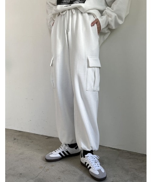 Re:EDIT（リエディ）の「[低身長サイズ有]裏起毛カーゴパンツ（カーゴパンツ・レディース・ホワイト/オートミール/チャコールグレー/ブラック/アイボリー系・MEDIUM/LARGE/SHORT）」の13枚目の写真