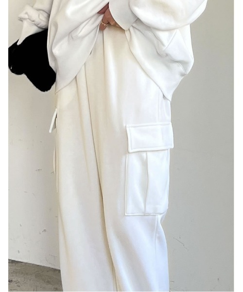 Re:EDIT（リエディ）の「[低身長サイズ有]裏起毛カーゴパンツ（カーゴパンツ・レディース・ホワイト/オートミール/チャコールグレー/ブラック/アイボリー系・MEDIUM/LARGE/SHORT）」の14枚目の写真