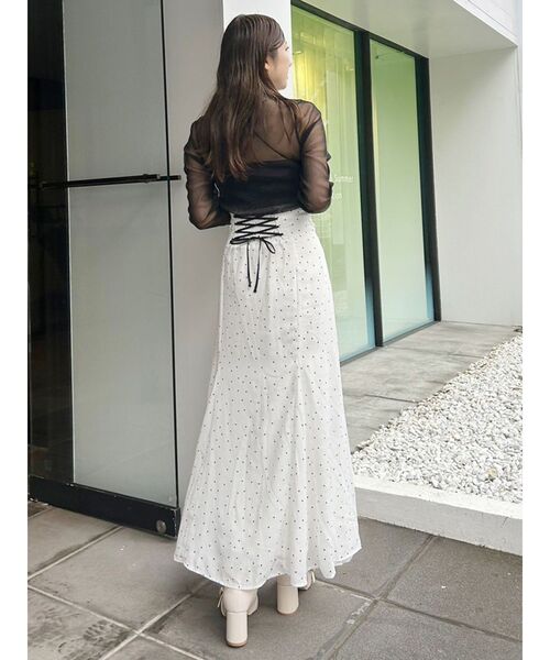 MERCURYDUO（マーキュリーデュオ）の「【セットアップ着用可】バックレースアップマーメイドスカート（スカート・レディース・その他1/オフホワイト/ブラック・SMALL/MEDIUM）」の11枚目の写真