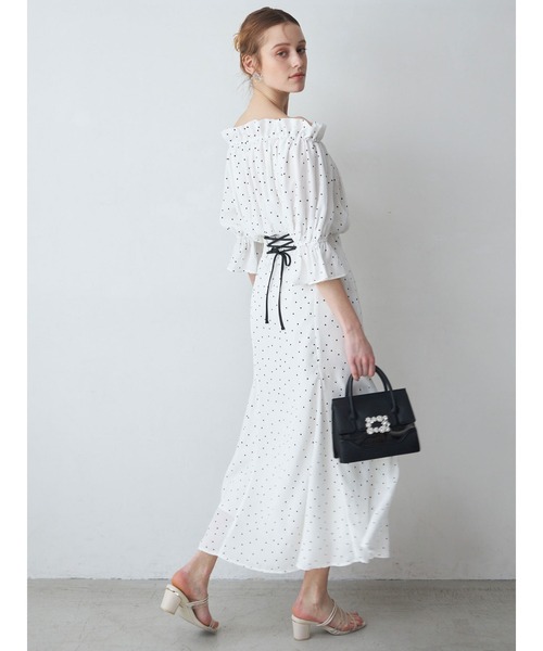 MERCURYDUO（マーキュリーデュオ）の「【セットアップ着用可】バックレースアップマーメイドスカート（スカート・レディース・その他1/オフホワイト/ブラック・SMALL/MEDIUM）」の7枚目の写真